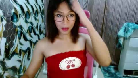 Snapshot of slutqueen_raz chatting on March 27, 2026, 11:54 am Raz online show from March 27, 2026, 11:54 am