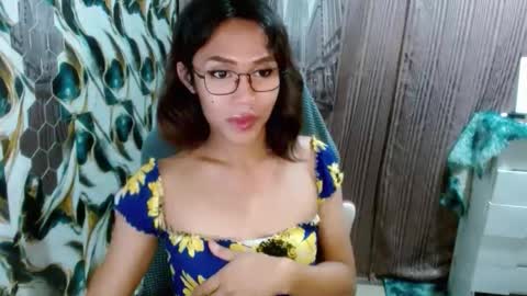 Snapshot of slutqueen_raz chatting on April 5, 2026, 3:20 pm Raz online show from April 5, 2026, 3:20 pm