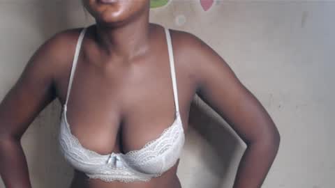 sluttx_choco online show from May 25, 2026, 10:43 am