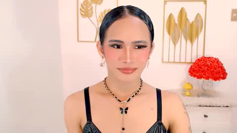 mia online show from March 4, 2025, 10:49 pm