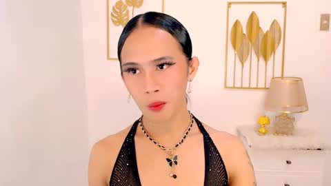 mia online show from March 10, 2025, 1:23 am