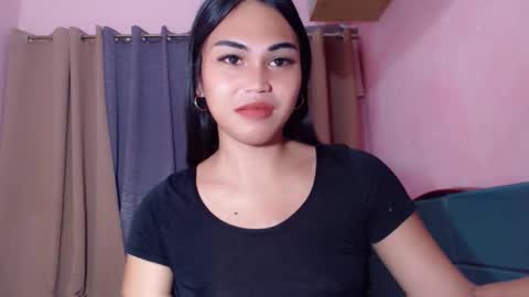 Snapshot of sluttycent chatting on February 23, 2026, 12:09 am sluttycent online show from February 23, 2026, 12:09 am