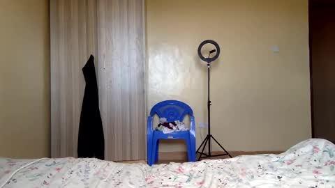 Skillibengisaadboy online show from May 7, 2026, 7:25 am