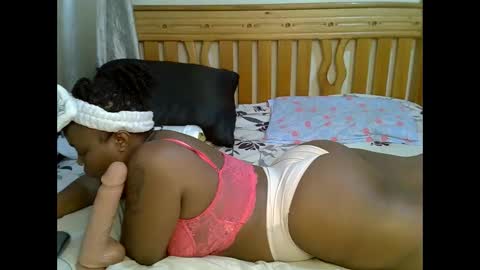 sluttydevil6 online show from September 9, 2025, 10:04 am