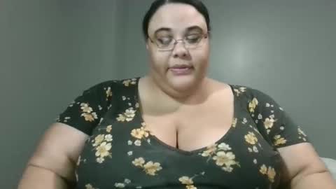 Snapshot of sluttyjess31 chatting on May 1, 2026, 11:42 pm Jessica online show from May 1, 2026, 11:42 pm