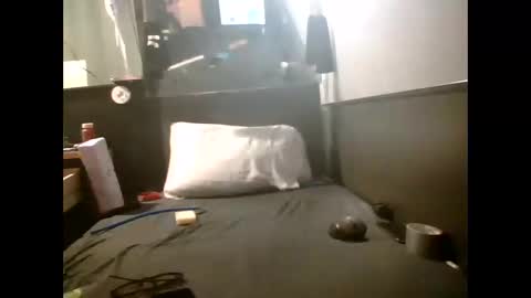 slutviki online show from April 7, 2026, 12:11 am