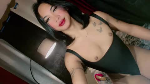 slutxcums_martel69 online show from October 29, 2025, 11:06 pm