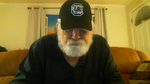 Snapshot of slydevil_sc chatting on September 26, 2025, 10:19 am Sly online show from September 26, 2025, 10:19 am