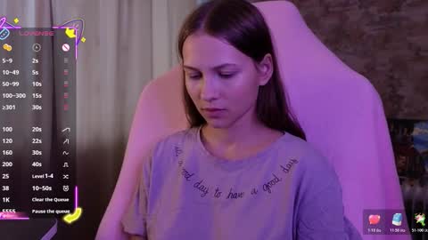 Snapshot of small_emma0 chatting on December 23, 2025, 8:45 am Emma online show from December 23, 2025, 8:45 am