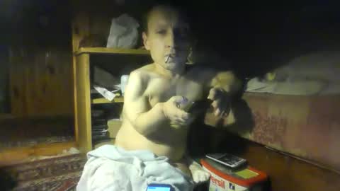 Snapshot of smalldream666 chatting on October 6, 2025, 9:12 pm PIST PIST online show from October 6, 2025, 9:12 pm