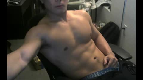 smallfox online show from September 28, 2025, 8:52 am