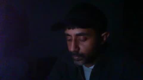 Snapshot of smallguy19945 chatting on May 3, 2026, 10:05 pm smallguy19945 online show from May 3, 2026, 10:05 pm