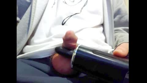 Snapshot of smallhairyuncut chatting on March 31, 2026, 12:34 am Small Hairy Uncut online show from March 31, 2026, 12:34 am
