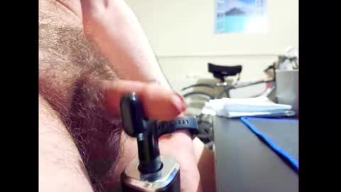 Snapshot of smallhairyuncut chatting on April 15, 2026, 8:20 pm Small Hairy Uncut online show from April 15, 2026, 8:20 pm