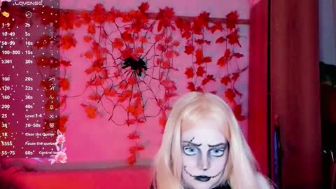 smallimpmeili online show from October 31, 2025, 9:27 pm