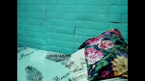 Snapshot of smallluncutc0ck chatting on October 22, 2025, 3:40 am jess online show from October 22, 2025, 3:40 am