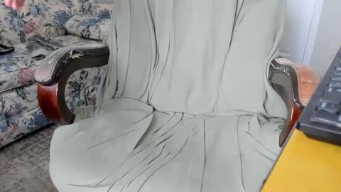 smallniceguyfrommi online show from January 13, 2025, 5:12 pm