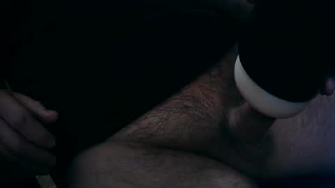 Snapshot of smalltownbighandsome chatting on January 6, 2025, 3:20 am smalltownbighandsome online show from January 6, 2025, 3:20 am