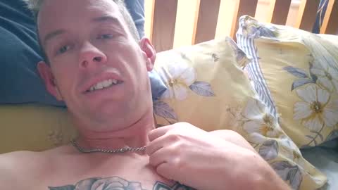 Snapshot of smallville456 chatting on November 15, 2025, 9:28 am smallville456 online show from November 15, 2025, 9:28 am