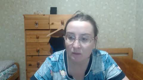 smart_rose online show from November 25, 2025, 6:30 pm