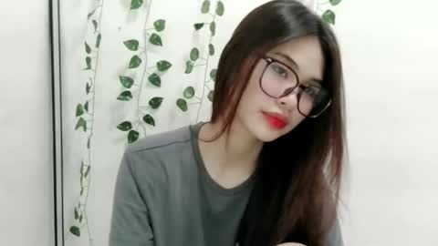 Julia online show from October 14, 2025, 1:50 am