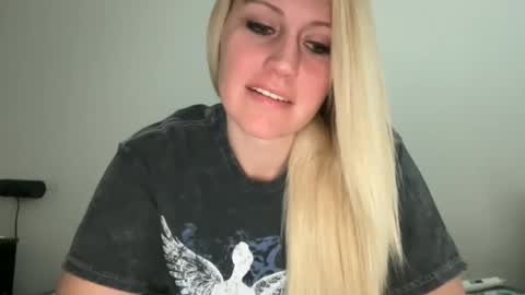 smexxii93 online show from January 15, 2026, 5:38 pm