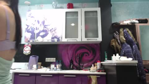 smile_cute_fox online show from December 7, 2024, 6:04 pm