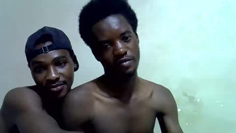 Snapshot of smilzzz chatting on March 7, 2026, 7:33 pm smilzzz online show from March 7, 2026, 7:33 pm