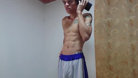 Snapshot of smith_gael chatting on December 18, 2025, 11:05 am Smith Gael online show from December 18, 2025, 11:05 am