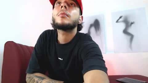 Snapshot of smith_luxes777 chatting on March 3, 2026, 11:32 pm 777 online show from March 3, 2026, 11:32 pm