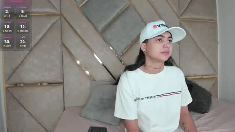 Snapshot of smithjay_ chatting on February 12, 2025, 12:22 pm Smith Jay online show from February 12, 2025, 12:22 pm