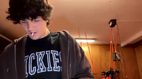 Snapshot of smo98king chatting on January 5, 2025, 1:24 am italian meat online show from January 5, 2025, 1:24 am