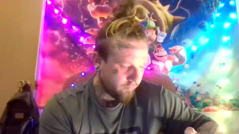 Snapshot of smokebluntafterblunt chatting on February 25, 2025, 12:14 am smoke online show from February 25, 2025, 12:14 am