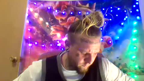 Snapshot of smokebluntafterblunt chatting on March 11, 2025, 5:27 am smoke online show from March 11, 2025, 5:27 am