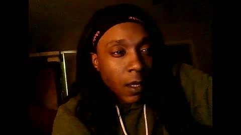 Snapshot of smokegoddess35 chatting on December 14, 2024, 3:07 am SmokeGoddess35 online show from December 14, 2024, 3:07 am