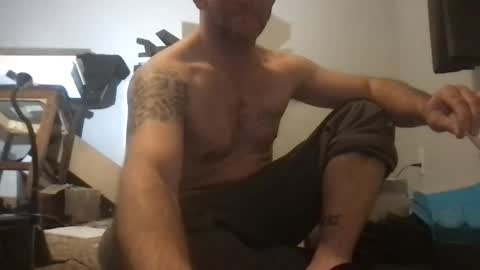 smokenfuk23 online show from November 11, 2025, 9:31 am