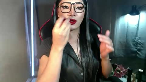 Amanda online show from December 5, 2025, 10:35 am