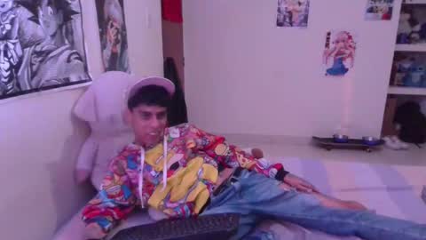 teddy online show from December 7, 2024, 10:12 am