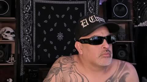 Snapshot of smokey915 chatting on January 3, 2025, 3:22 pm Smokey915 online show from January 3, 2025, 3:22 pm