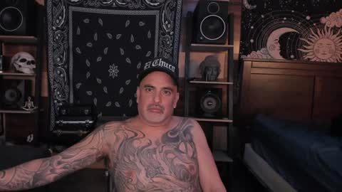 Snapshot of smokey915 chatting on January 13, 2025, 9:08 am Smokey915 online show from January 13, 2025, 9:08 am