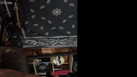 Snapshot of smokey915 chatting on January 23, 2025, 7:54 am Smokey915 online show from January 23, 2025, 7:54 am