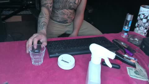 Snapshot of smokey915 chatting on February 7, 2025, 8:44 am Smokey915 online show from February 7, 2025, 8:44 am