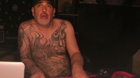 Snapshot of smokey915 chatting on February 7, 2025, 11:45 am Smokey915 online show from February 7, 2025, 11:45 am