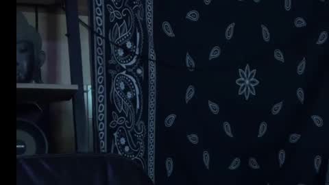 Snapshot of smokey915 chatting on February 24, 2025, 3:20 pm Smokey915 online show from February 24, 2025, 3:20 pm