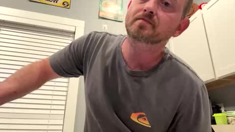 smokeymt420 online show from March 31, 2026, 7:09 am