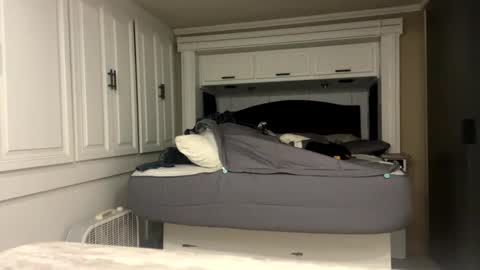 smoothmusclecam online show from March 1, 2025, 7:30 am