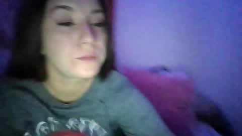 Snapshot of smoothmove1215 chatting on December 21, 2025, 2:51 am smoothmove1215 online show from December 21, 2025, 2:51 am