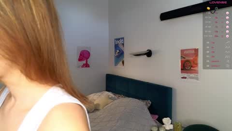 Snapshot of smoothnesss chatting on October 1, 2025, 8:31 am Eva online show from October 1, 2025, 8:31 am