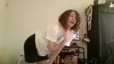 Snapshot of smoothvodka chatting on January 13, 2026, 8:47 pm Bambi--Vodka online show from January 13, 2026, 8:47 pm