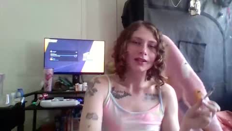 Snapshot of smoothvodka chatting on April 2, 2026, 5:32 pm Bambi--Vodka online show from April 2, 2026, 5:32 pm
